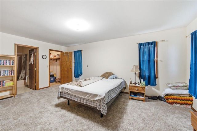 2101 Coolwood Drive, Valparaiso, IN 46385