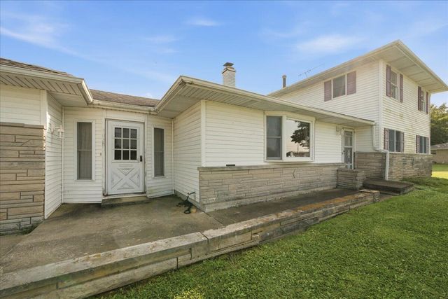 2101 Coolwood Drive, Valparaiso, IN 46385