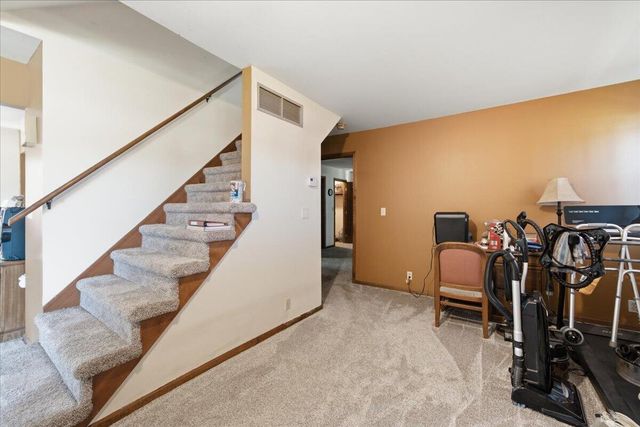 2101 Coolwood Drive, Valparaiso, IN 46385