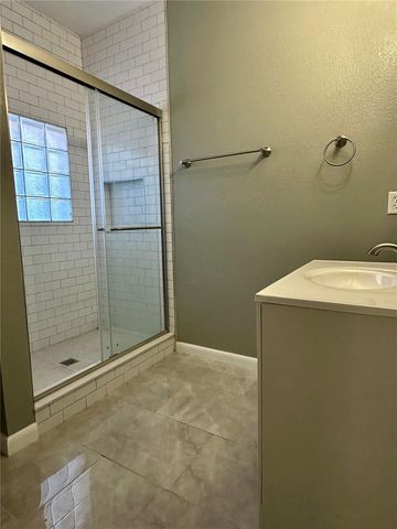 1209 E COMANCHE AVENUE, Tampa, FL 33604