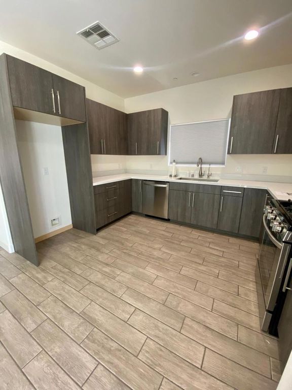 Image 9 of property listing at 9675 Valencia Drive, Desert Hot Springs, CA 92240