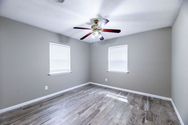 66 Northwood Street, West Fork, AR 72774