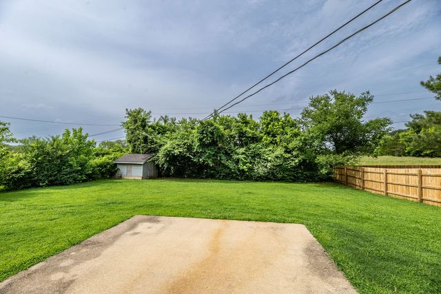 66 Northwood Street, West Fork, AR 72774