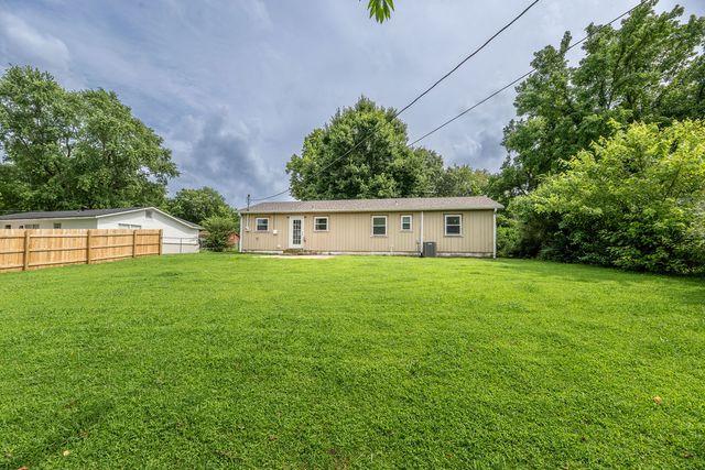 66 Northwood Street, West Fork, AR 72774