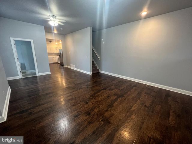 898 QUEEN ST, Pottstown, PA 19464