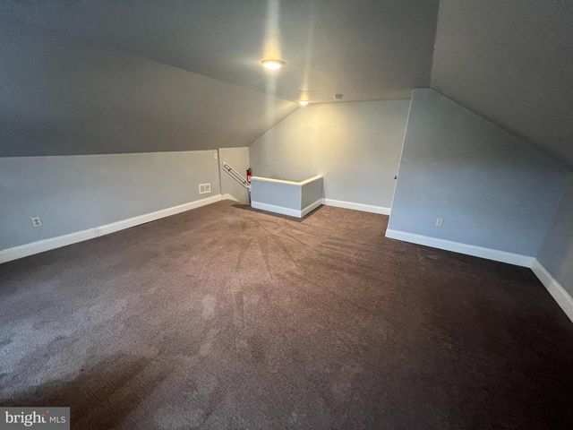 898 QUEEN ST, Pottstown, PA 19464