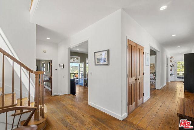 21254 Colina Drive, Topanga, CA 90290