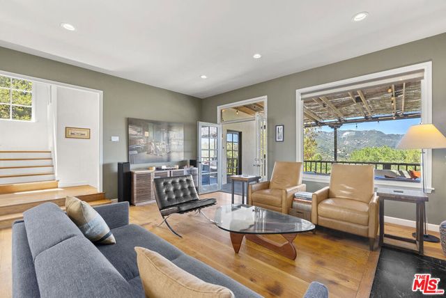 21254 Colina Drive, Topanga, CA 90290