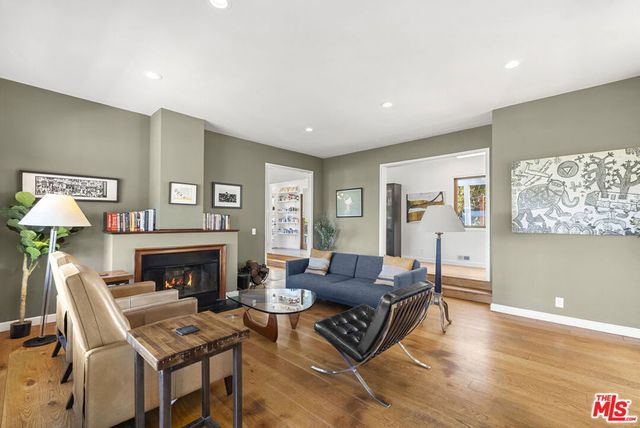 21254 Colina Drive, Topanga, CA 90290