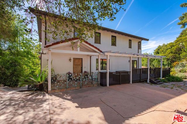 21254 Colina Drive, Topanga, CA 90290