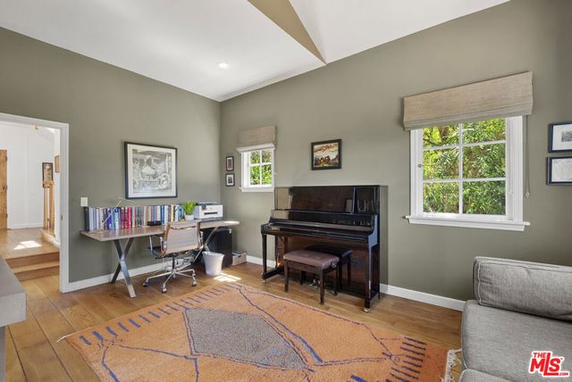 21254 Colina Drive, Topanga, CA 90290