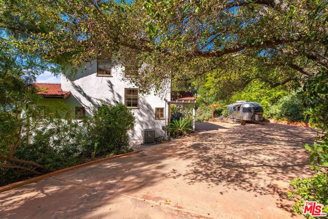 21254 Colina Drive, Topanga, CA 90290