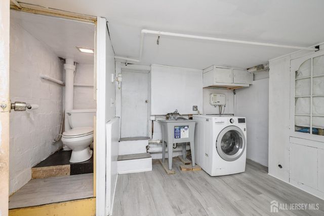 28 Second Street, Old Bridge, NJ 08857