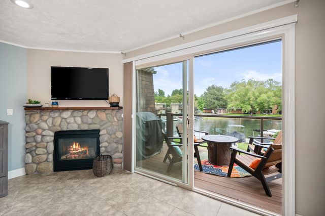 311 S Shoreline Dr, Liberty Lake, WA 99019