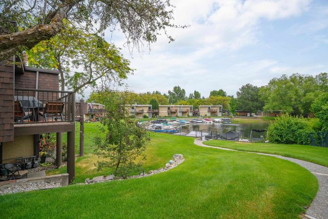 311 S Shoreline Dr, Liberty Lake, WA 99019