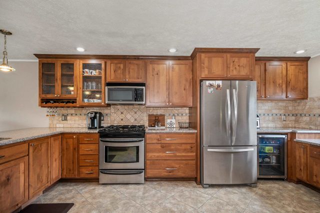 311 S Shoreline Dr, Liberty Lake, WA 99019