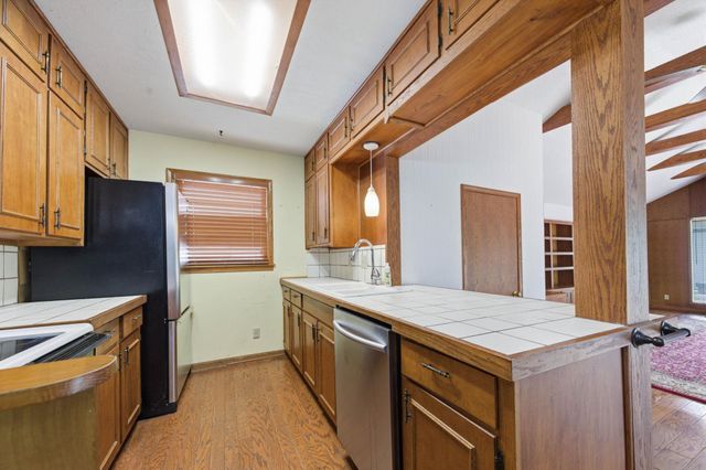 2562 S Minnesota Ave, Wichita, KS 67216