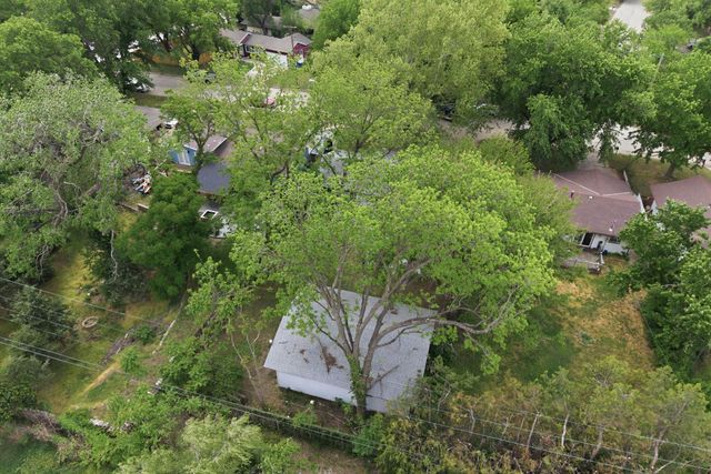 2562 S Minnesota Ave, Wichita, KS 67216