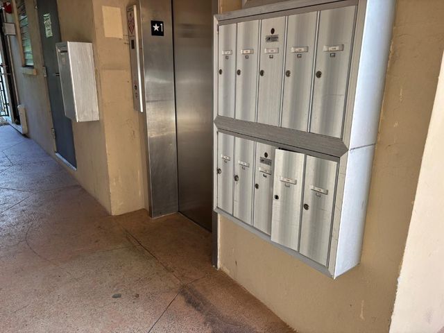 100 SE 6th Avenue 303, Pompano Beach, FL 33060