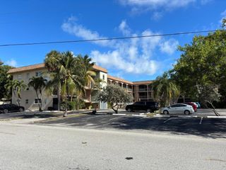 100 SE 6th Avenue 303, Pompano Beach, FL 33060
