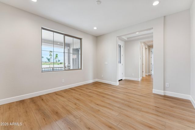 16667 W WHITTON Avenue, Goodyear, AZ 85395