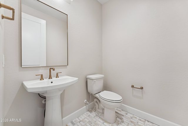 16667 W WHITTON Avenue, Goodyear, AZ 85395