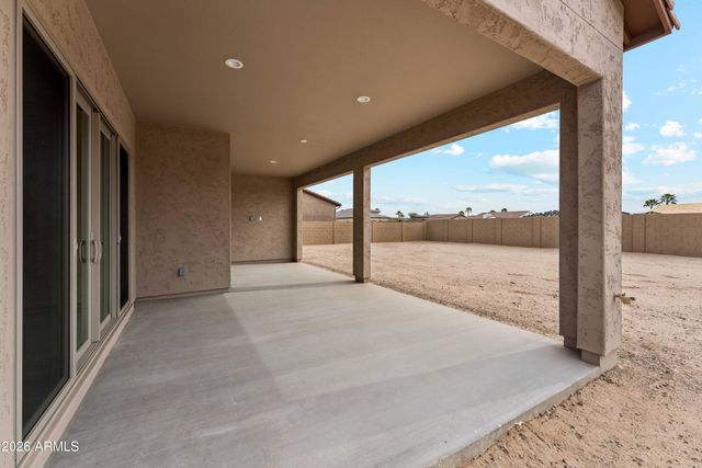 16667 W WHITTON Avenue, Goodyear, AZ 85395