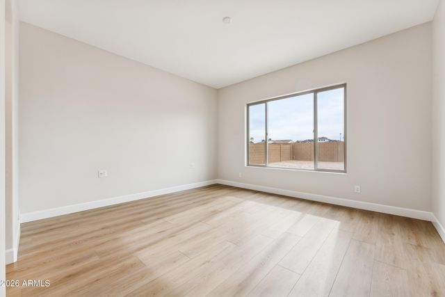 16667 W WHITTON Avenue, Goodyear, AZ 85395