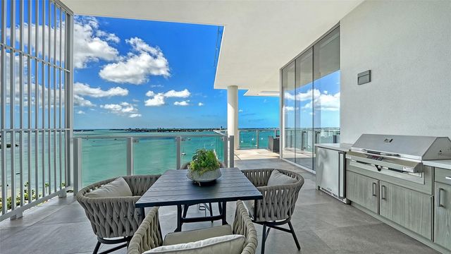 605 S GULFSTREAM AVENUE 12, Sarasota, FL 34236