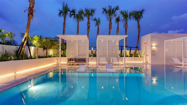 605 S GULFSTREAM AVENUE 12, Sarasota, FL 34236