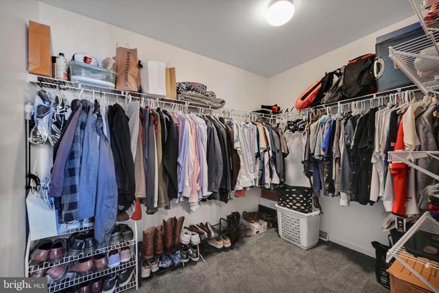 24 ROCKDALE DR, Seven Valleys, PA 17360