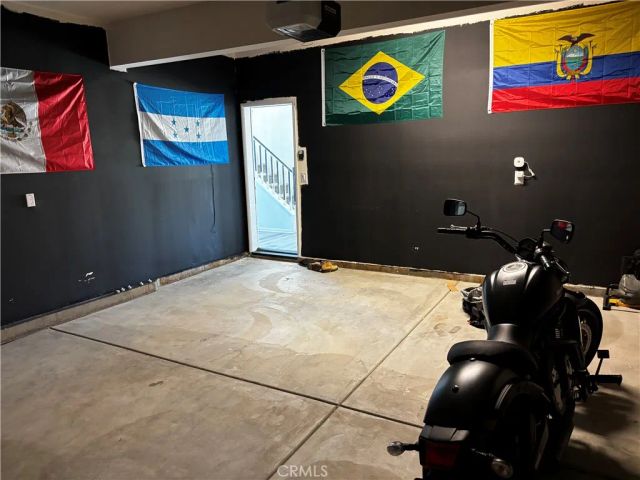 11982 Beverly Glen, Victorville, CA 92392