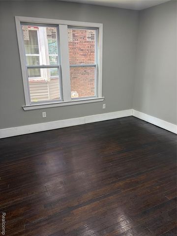 2420 Field Street, Detroit, MI 48214