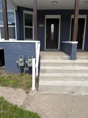 2420 Field Street, Detroit, MI 48214