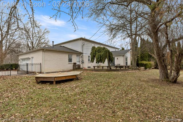 22238 Harlan Drive, Grosse Ile Township, MI 48138
