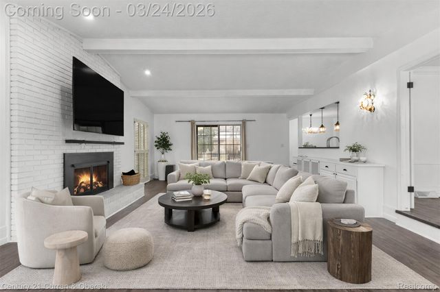 22238 Harlan Drive, Grosse Ile Township, MI 48138