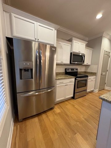 428 Zephyr Cv, Lebanon, TN 37087