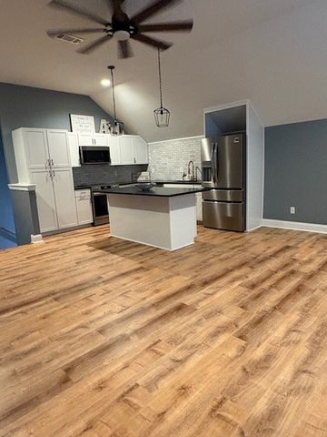 428 Zephyr Cv, Lebanon, TN 37087