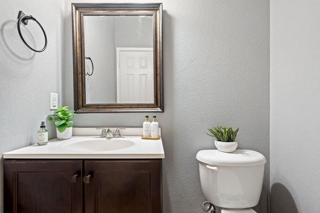 140 Wolfberry PATH, Buda, TX 78610