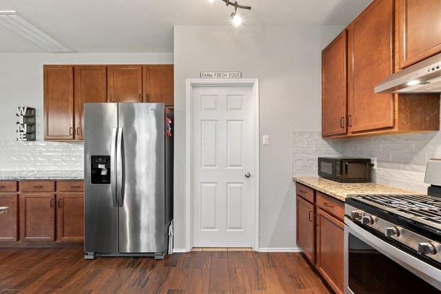 140 Wolfberry PATH, Buda, TX 78610