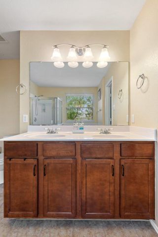 140 Wolfberry PATH, Buda, TX 78610