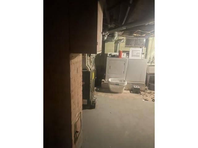 110 E HOFMAN STREET, Cecil, WI 54111