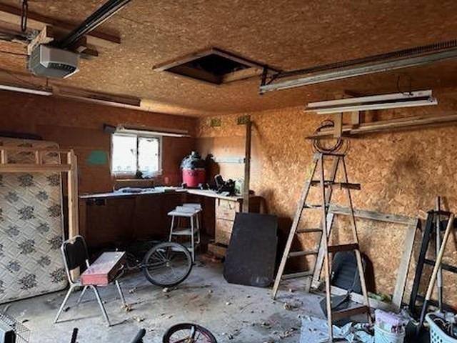 110 E HOFMAN STREET, Cecil, WI 54111