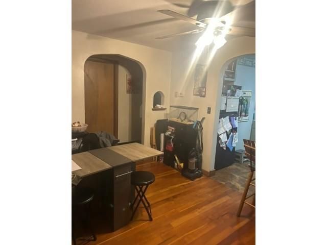 110 E HOFMAN STREET, Cecil, WI 54111