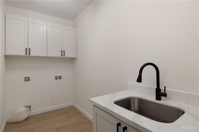 3600 S Peak Road, Edinburg, TX 78542