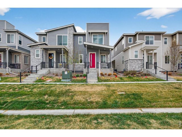 12314 Hayloft Ln, Thornton, CO 80241