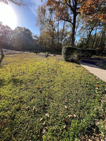 11966 White Oak Landing, Conroe, TX 77385