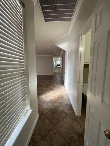 11966 White Oak Landing, Conroe, TX 77385