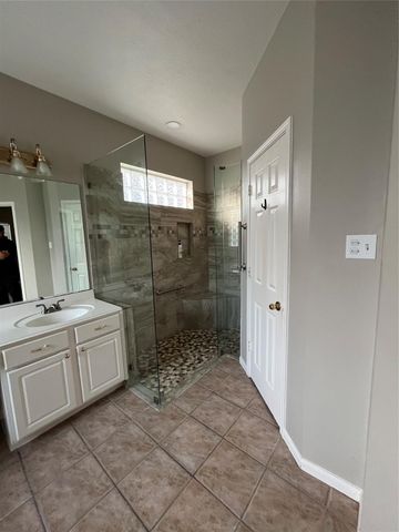 11966 White Oak Landing, Conroe, TX 77385