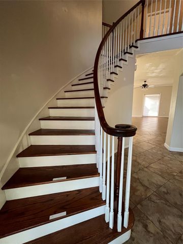 11966 White Oak Landing, Conroe, TX 77385